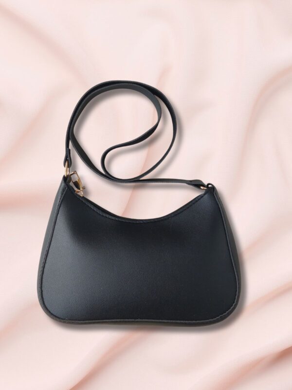 classic shoulder bag for girls black