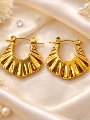 urban u earrings for girls